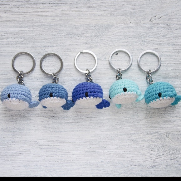Whale amigurumi keychain - Picture 4 of 4